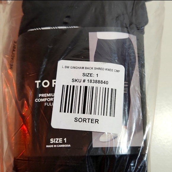 ❤️NWT VINTAGE TORRID LEGGING - SLASHED KNEE - BLACK CHECKERED UNDERLAY PLUS SIZE - Picture 6 of 13